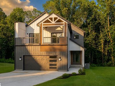 6 McKinley Dr