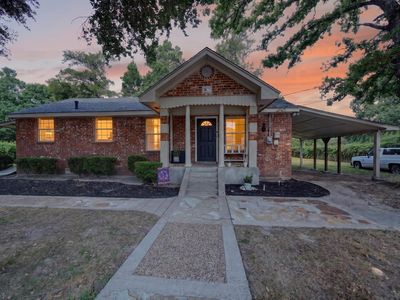 810 Edna St