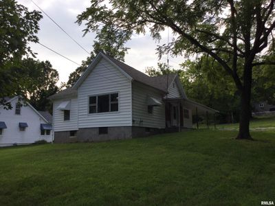 Property at 311 E Poplar St, Cobden, IL