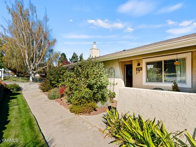 Property at 631 N 50th Ave, Yakima, WA