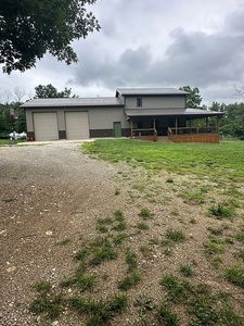 1904 E 555th Rd