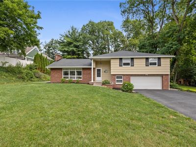 Property at 21 Arlington Dr, Pittsford, NY