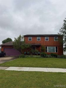 32 E Bihrwood Dr