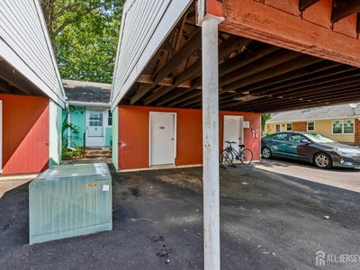 52 Cambridge Ct #B