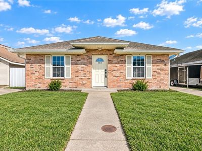 3813-15 Jupiter Dr