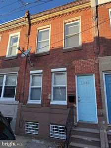 1839 Sigel St