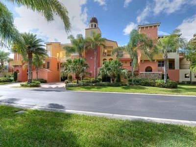 8597 Via Garibaldi Cir Unit 207