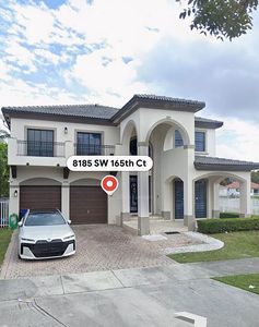 8185 SW 165th Ct