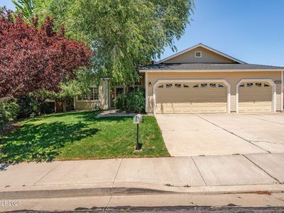 889 S University Park Loop