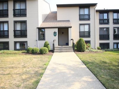 6270 Greenwood Pkwy