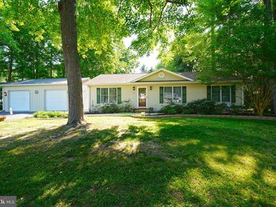 11 Maplewood Dr