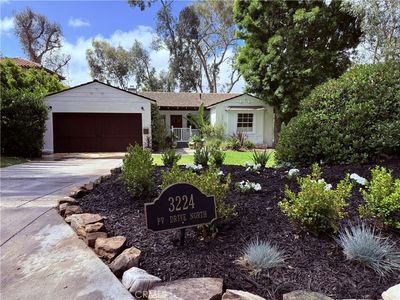 3224 Palos Verdes Dr N