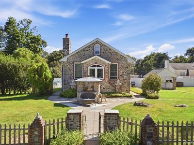 18 Old Mill Road