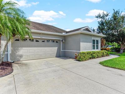 2412 Fairway Oaks Dr