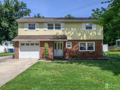 422 King George Rd