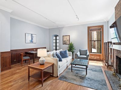 6 W 71st St #3B