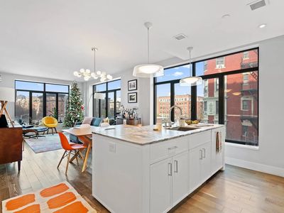 10 Lenox Ave #4C