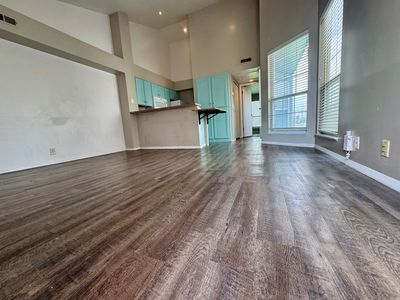1382 W Beacon Hill Cir