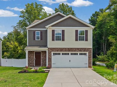 2014 Redstone Dr