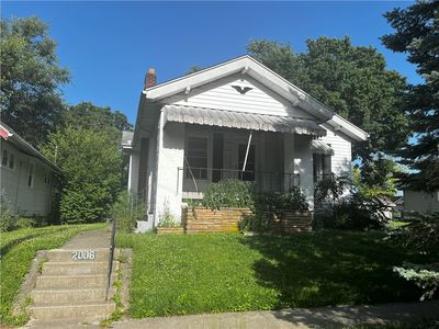 2008 Rosemont Blvd