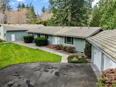 10305 125th Street NW