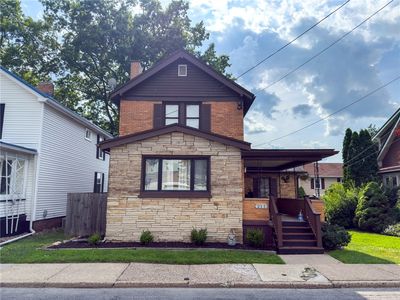 211 N 18th Ave