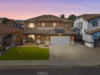 Property at 16590 Shoal Creek Ln, Fontana, CA