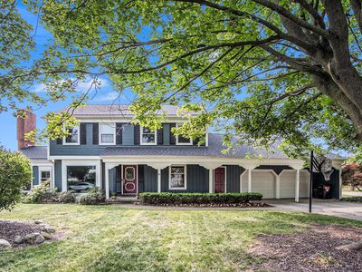 2104 Waterbury Dr SE