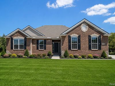 52860 Antoinette Ct