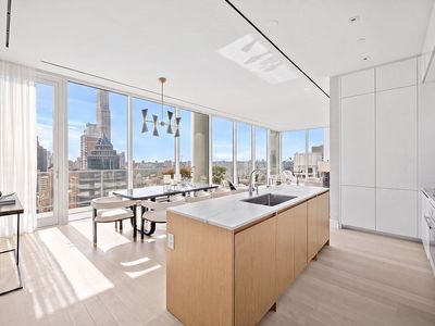 200 E 59th St APT 29E