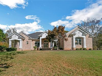 6740 Mountain Lake Ln