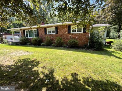 38 Oak Hill Rd