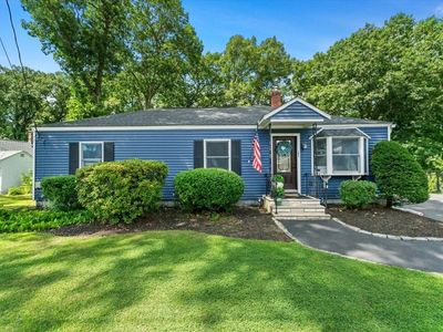 21 Fyrbeck Ave