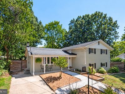 4206 Blacksnake Dr