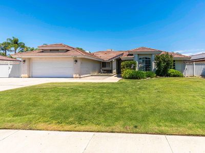 14000 Castlemaine Ave