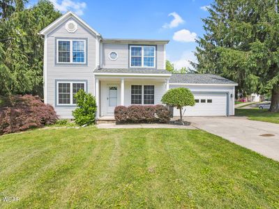 400 Woodview Dr