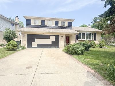 2433 S Shag Bark Trl