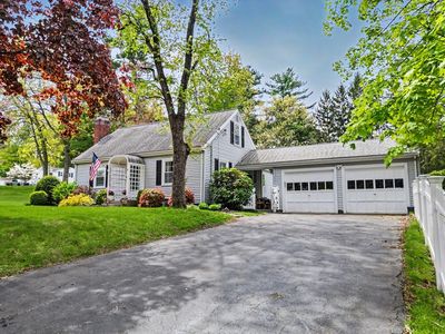9 Macdonald Cir