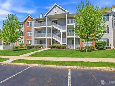 Property at 808 Breckenridge Dr, Branchburg, NJ
