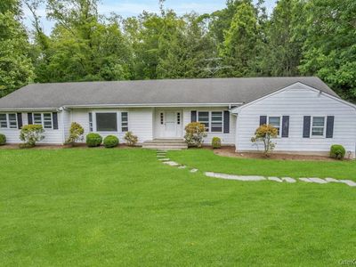 6 Birch Grove Drive