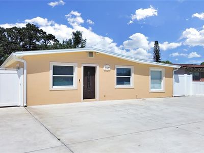4920 Eldorado Dr