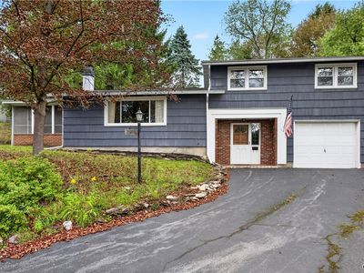 104 Wolcott Ter