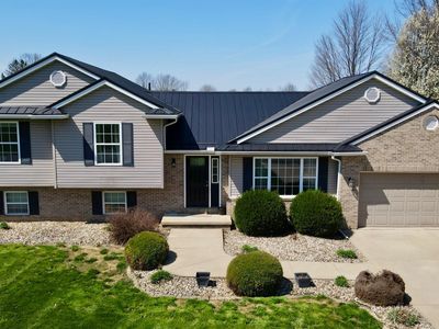 5081 Tomahawk Dr