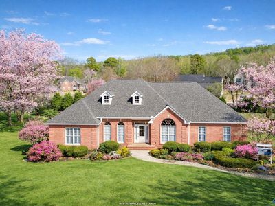 2831 Summerwind Dr SE