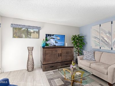 5518 E Lindstrom Ln UNIT 1012