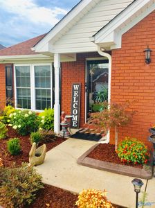 1406 Gold Ridge Dr SW