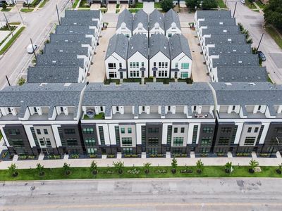 2121 Emancipation Ave