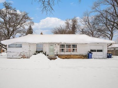 1759 Cambridge Dr SE