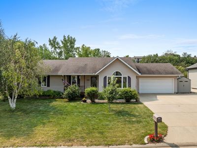 1405 Golden Valley Ln