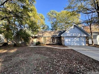 2204 Raintree Dr